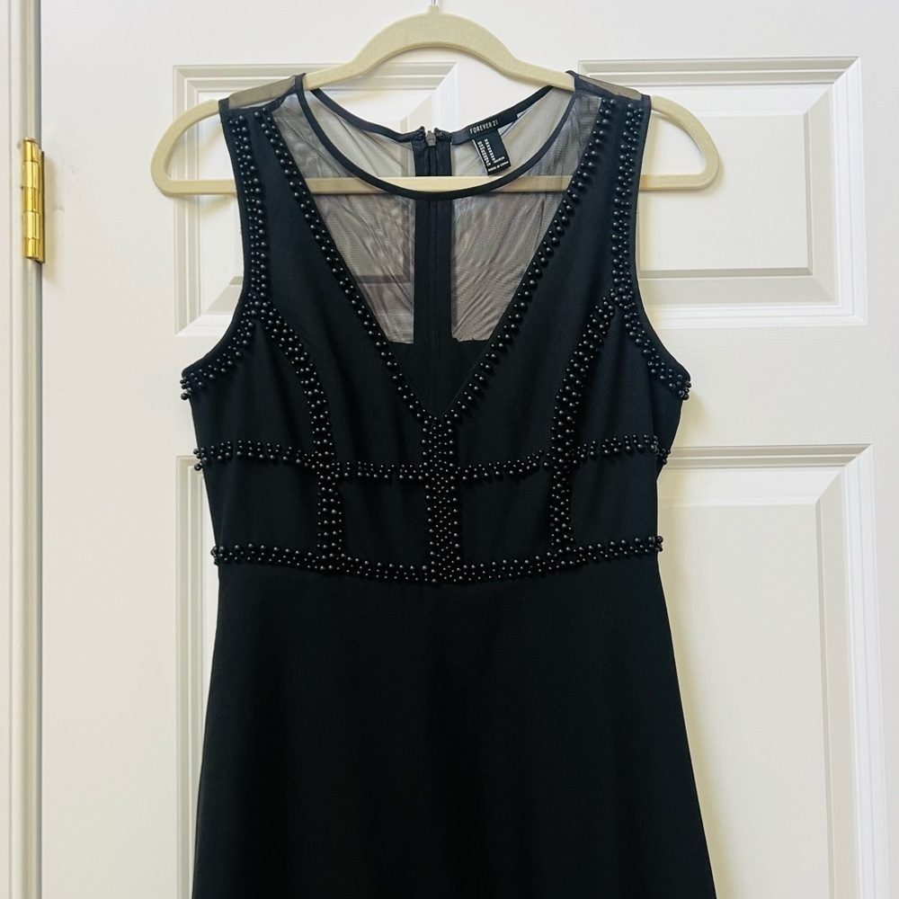 Elegant Forever21 medium Black Sleeveless Dress - Picture 2 of 6